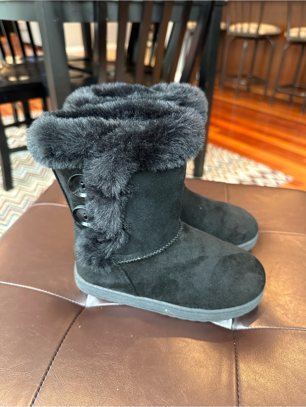 Toddler Girl Black Faux Fur Boots (Jumping Beans)